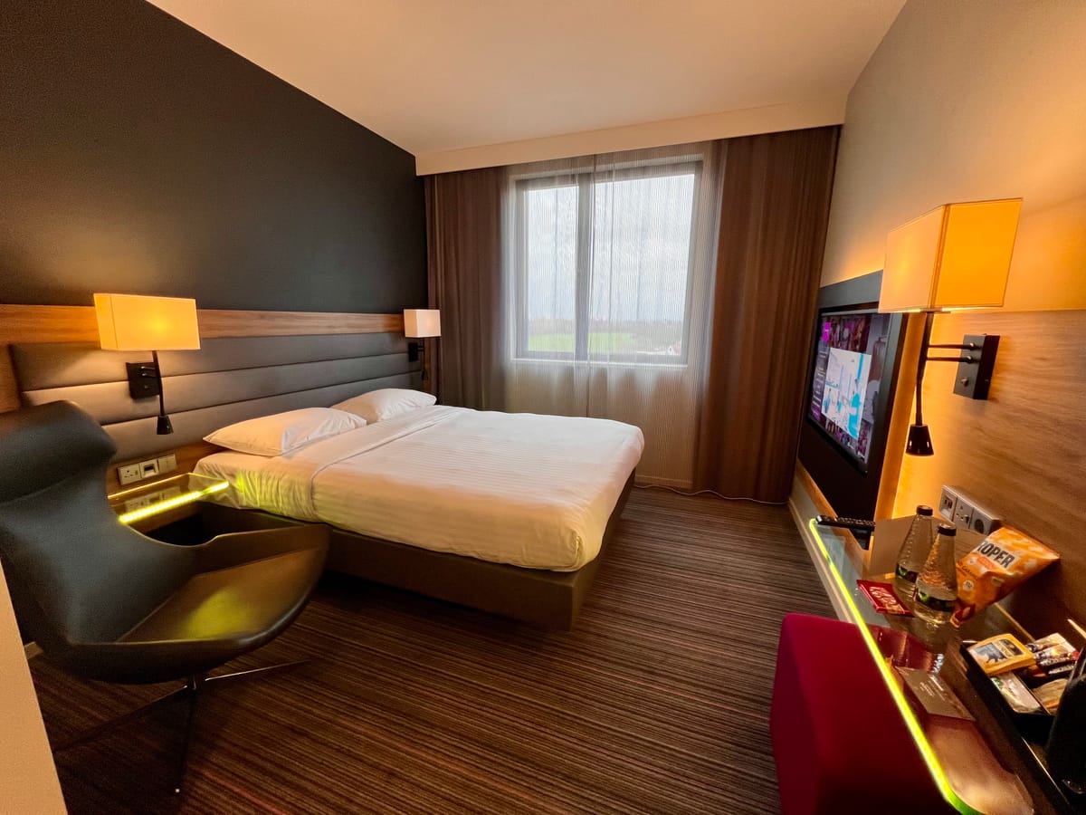 Moxy London Heathrow Airport — 2