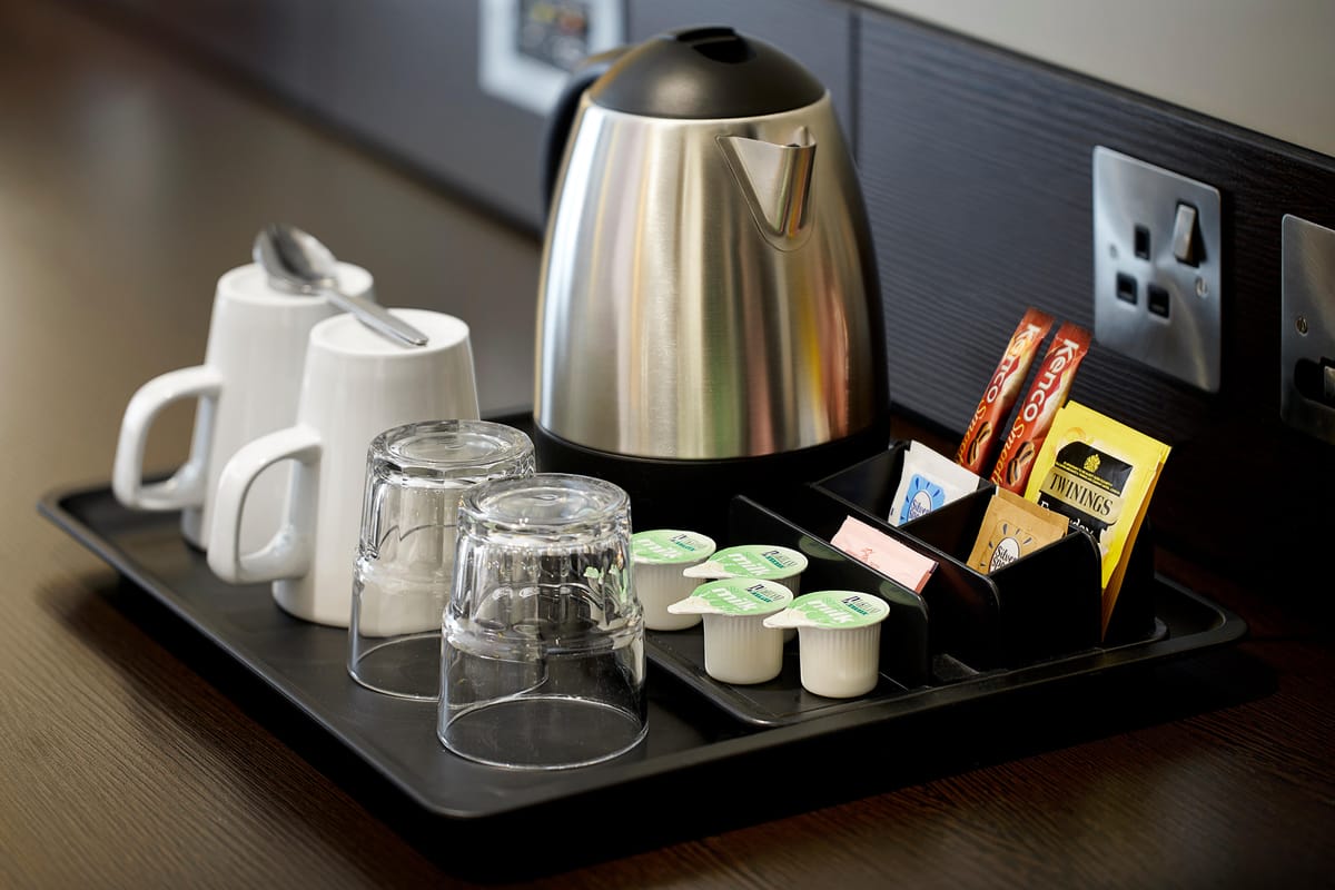 Premier Inn London Hayes, Heathrow (Hyde Park) hotel — 4