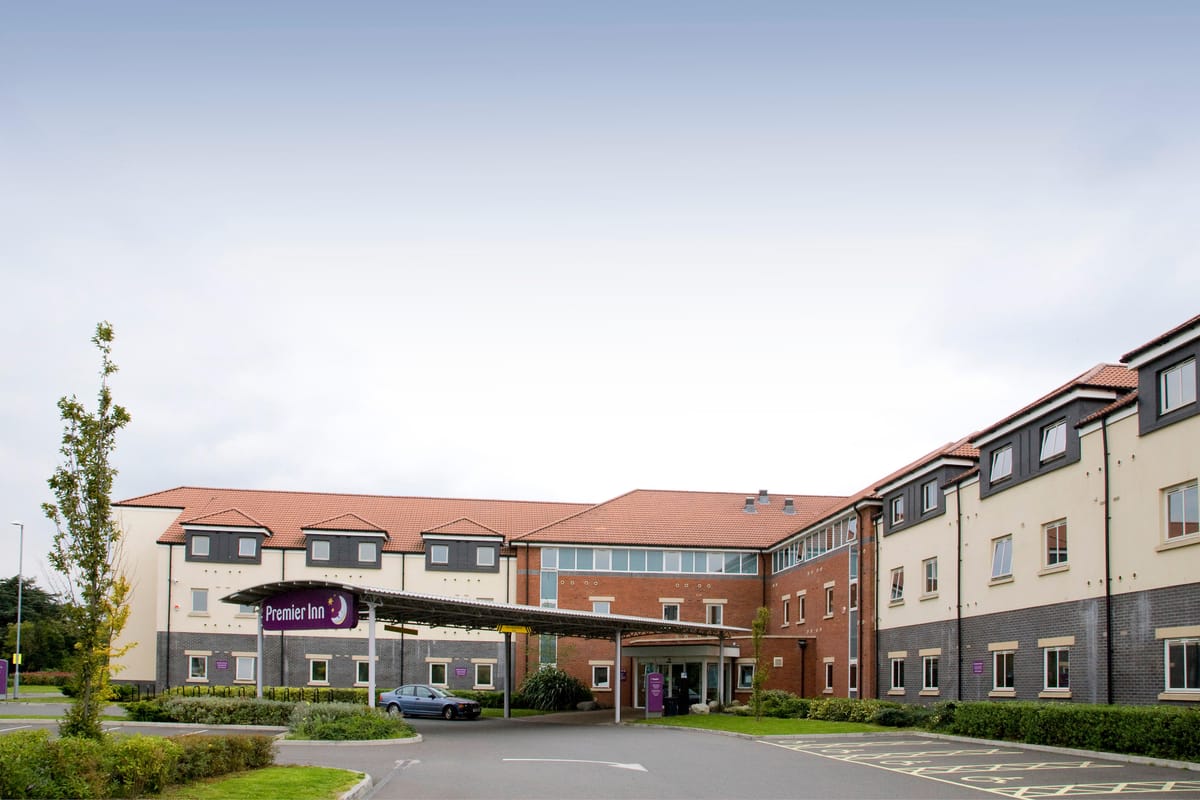 Premier Inn London Hayes, Heathrow (Hyde Park) hotel — 5