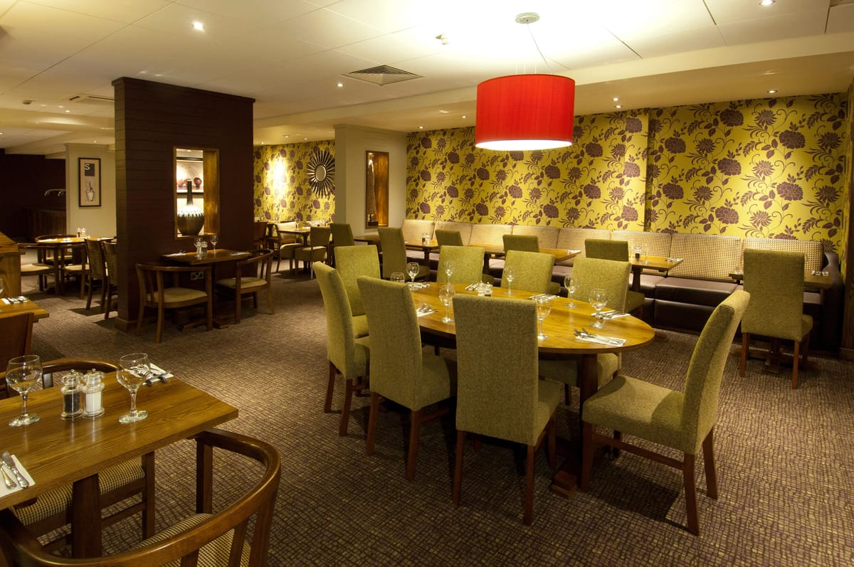 Premier Inn London Heathrow Airport T2 & T3 (Bath Road) hotel — 3