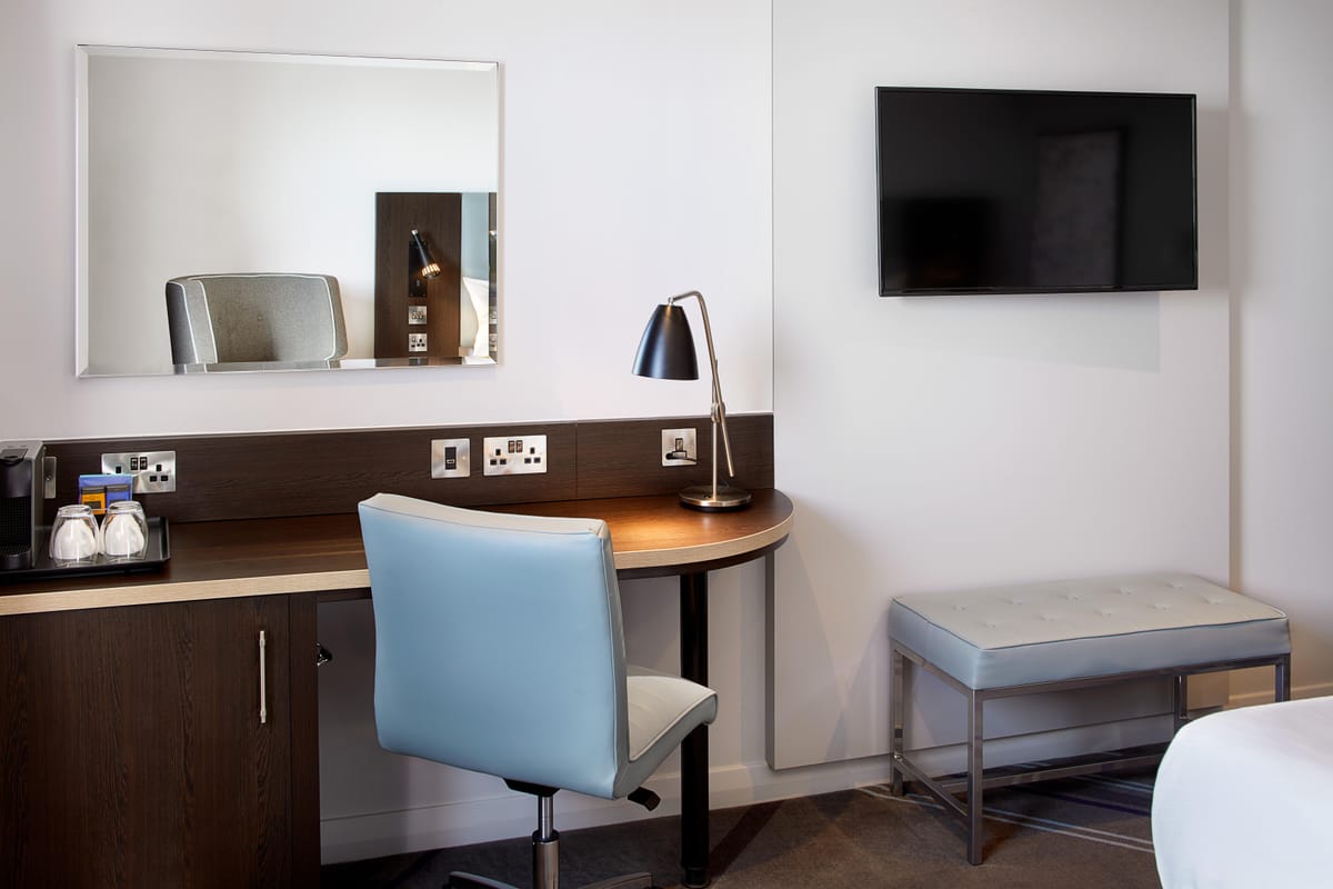 Premier Inn London Heathrow Airport Terminal 4 hotel — 4