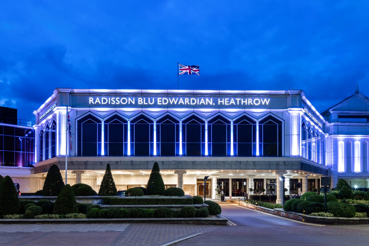 Radisson Blu Hotel, London Heathrow — 3