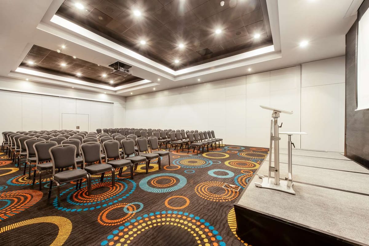 Radisson Blu Hotel, London Heathrow — 5