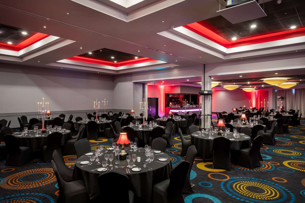 Radisson Hotel & Conference Centre London Heathrow — 5