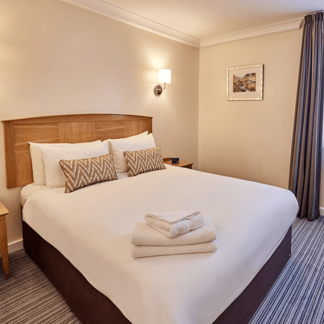 Thistle London Heathrow Terminal 5 Hotel — 2