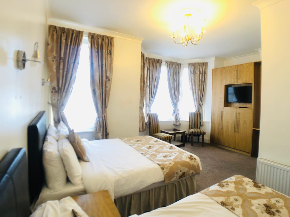 Ilfracombe House Hotel — 3