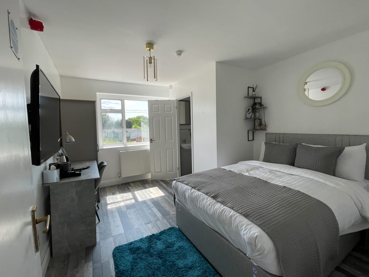 Isabella Rooms — 1
