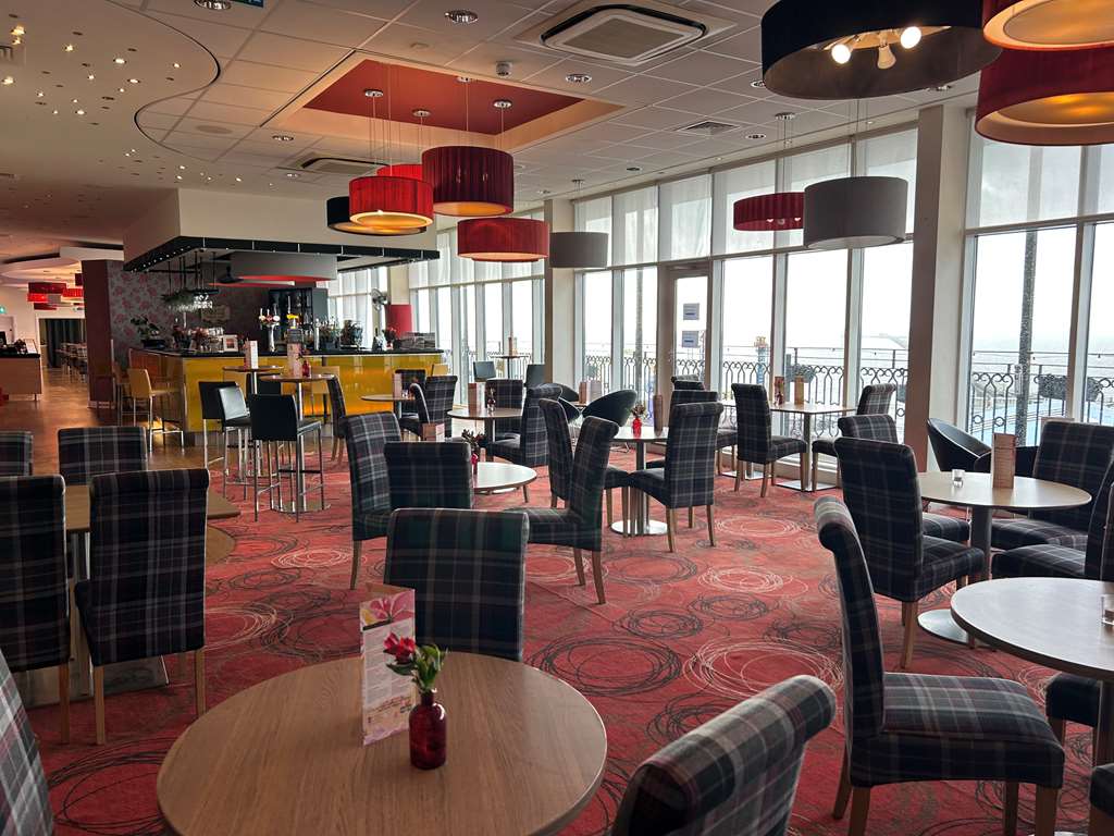 Park Inn by Radisson Palace, Southend-on-Sea — 3