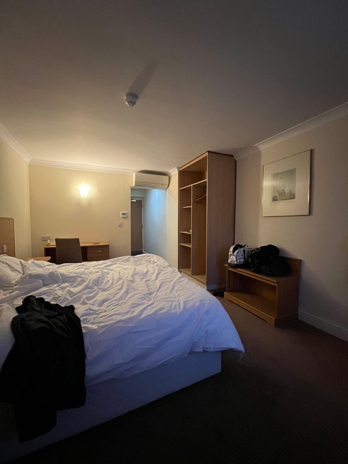 Skylark Hotel