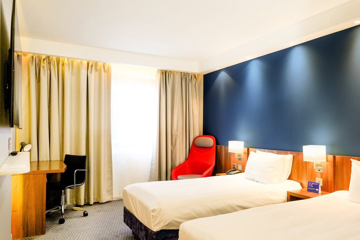 Holiday Inn Express Harlow by IHG — 3