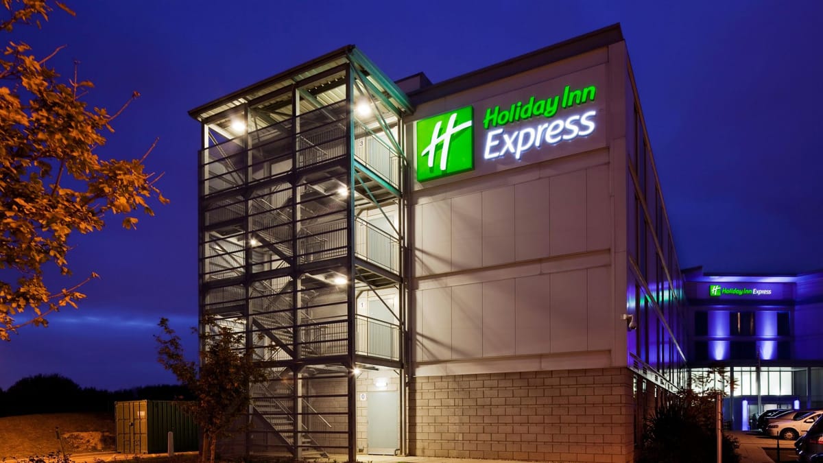 Holiday Inn Express London - Stansted Airport by IHG — 2