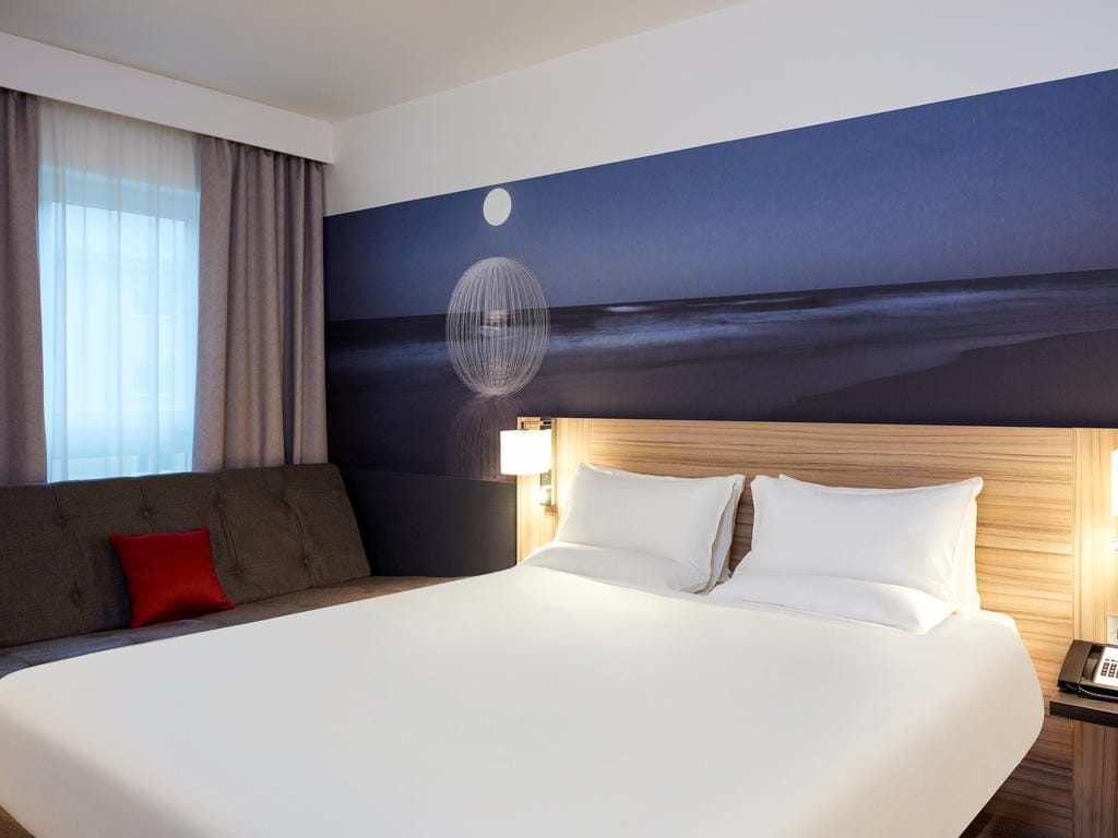 Novotel London Stansted Airport — 3