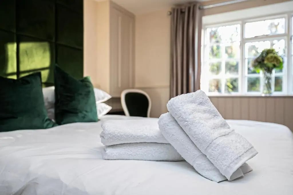Pages Hotel & Guest House — 1