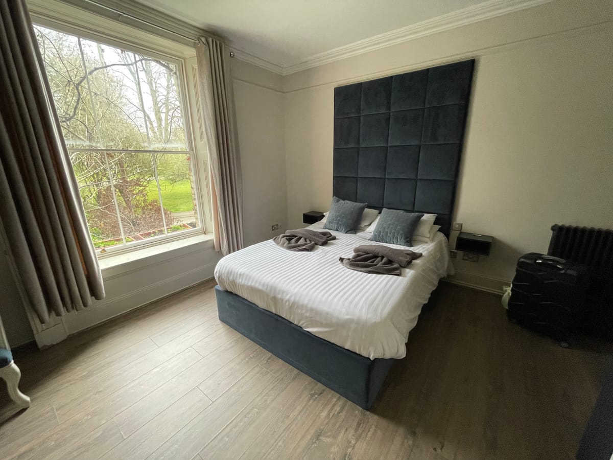 Pages Hotel & Guest House — 4