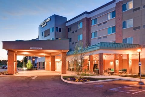Courtyard by Marriott Long Island Islip/Courthouse Complex — 5