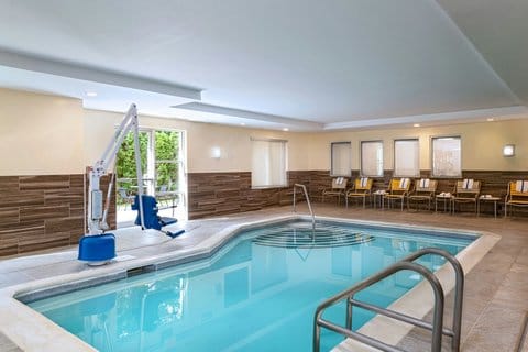 Fairfield Inn Medford Long Island — 1