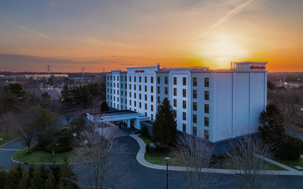 Hampton Inn Long Island - Brookhaven — 1