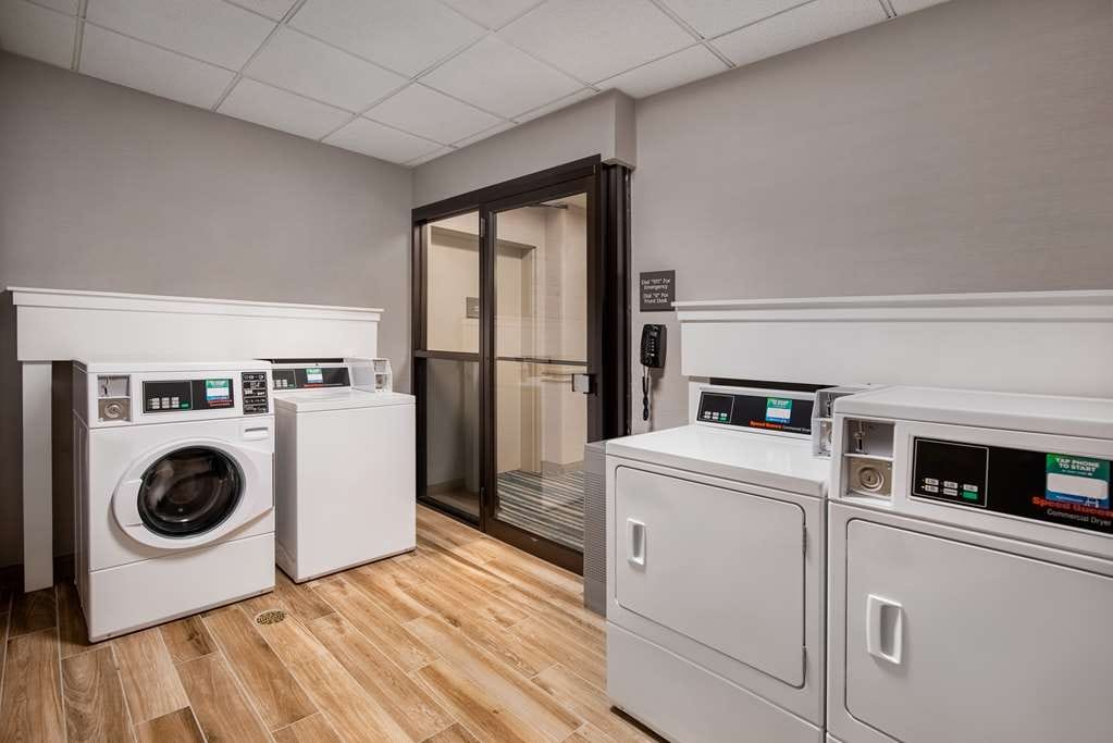 Hampton Inn Long Island - Brookhaven — 4