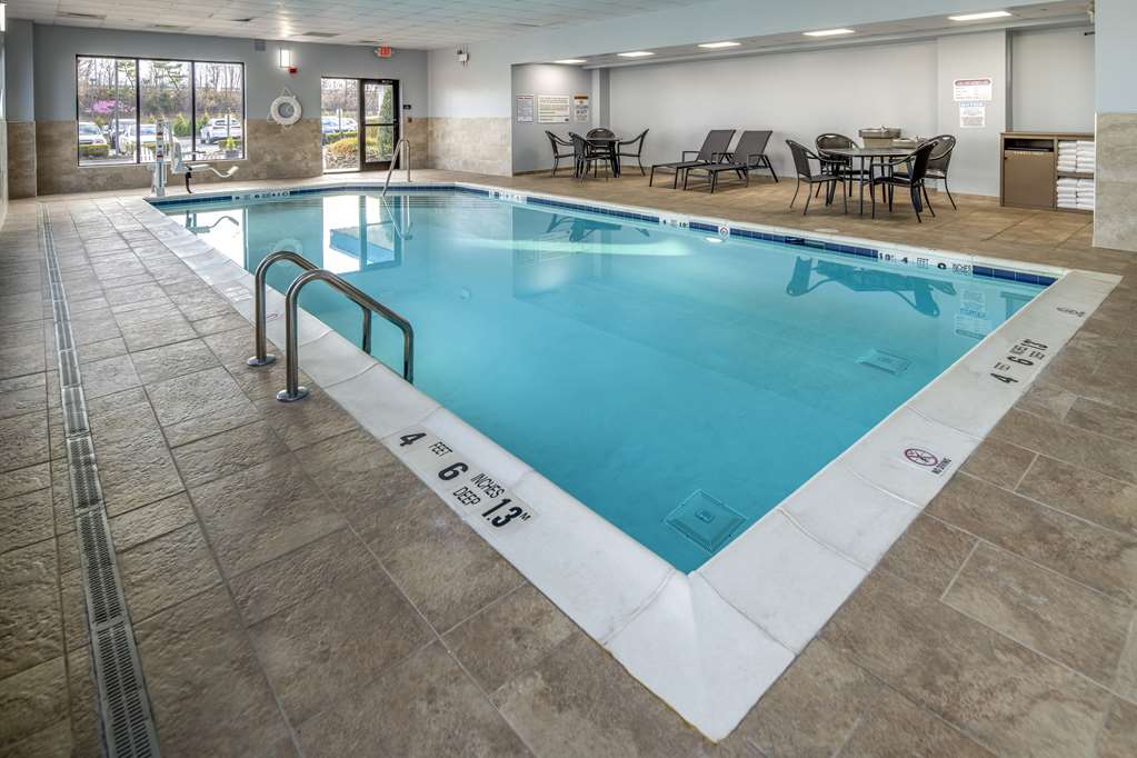 Hampton Inn Long Island/Commack — 3