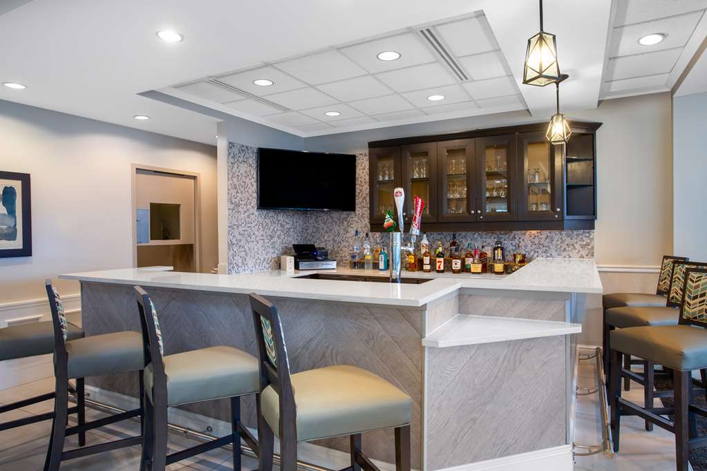 Hilton Garden Inn Islip/MacArthur Airport — 1