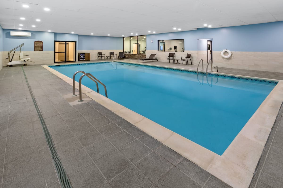 Holiday Inn Express Stony Brook-Long Island by IHG — 5