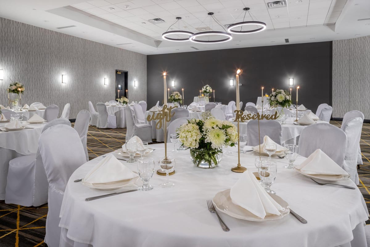Holiday Inn Long Island - Islip Arpt East by IHG — 3