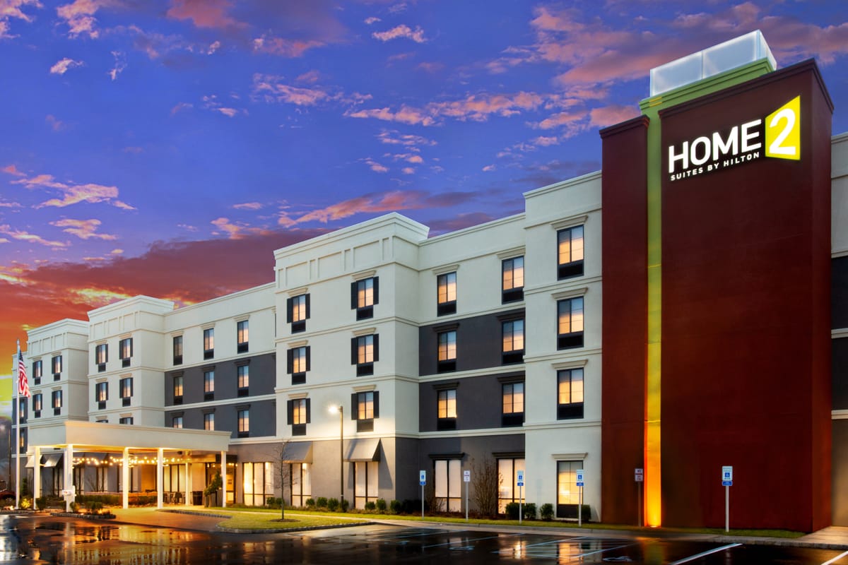 Home2 Suites by Hilton Long Island Brookhaven — 3