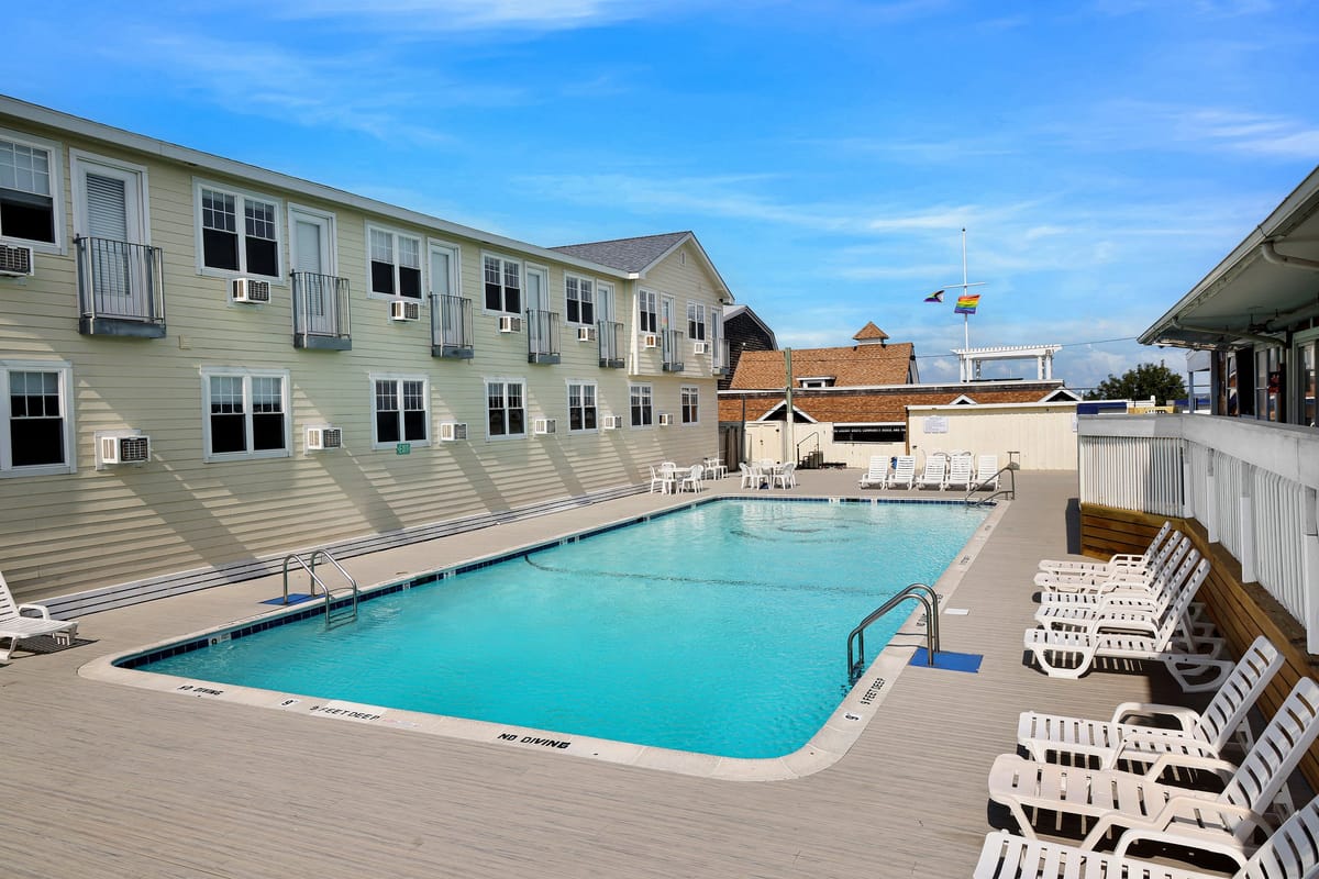 The Grove Hotel — 4