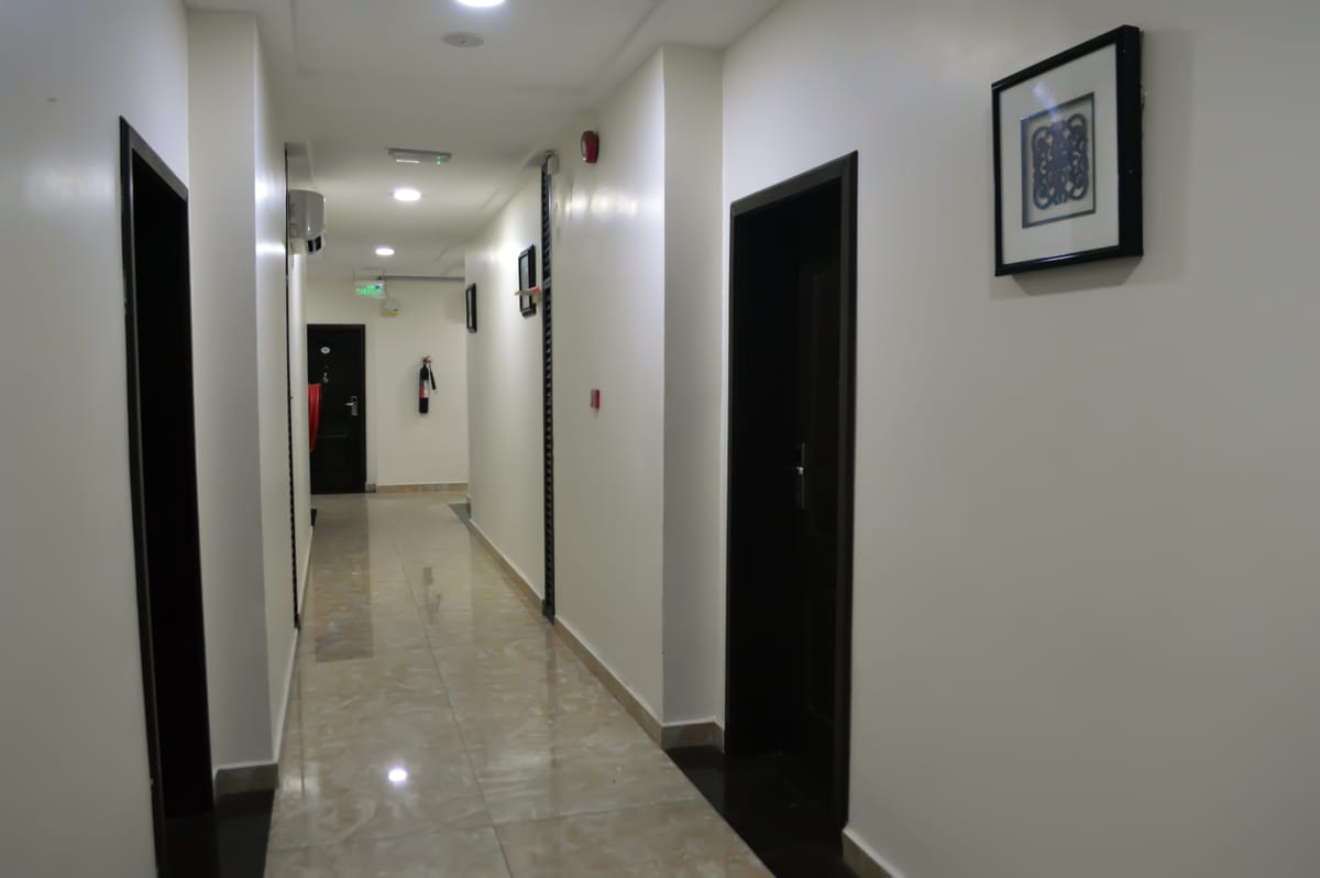 De Santos Hotel, Lagos — 4