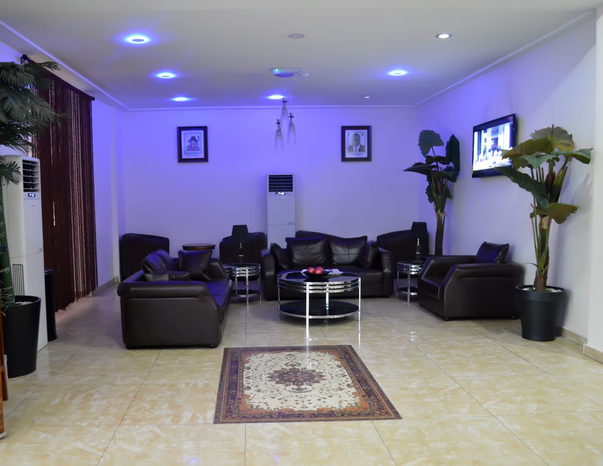 De Santos Hotel, Lagos — 5