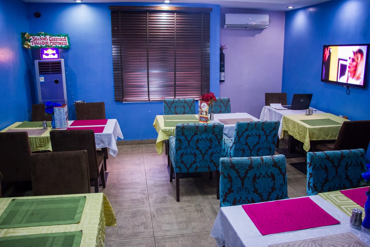 DownTown Royal Hotel GRA Ikeja — 5