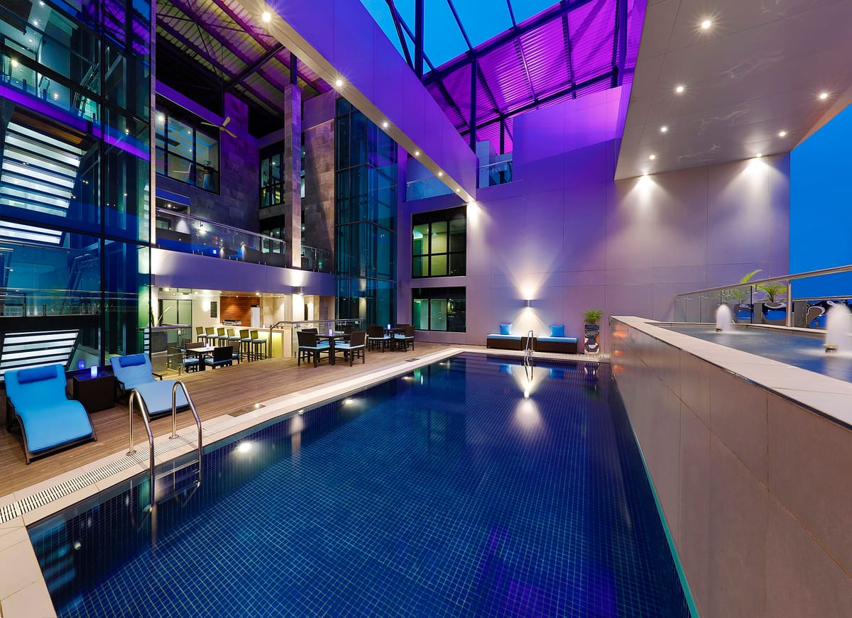 Legend Hotel Lagos Airport, Curio Collection by Hilton — 2