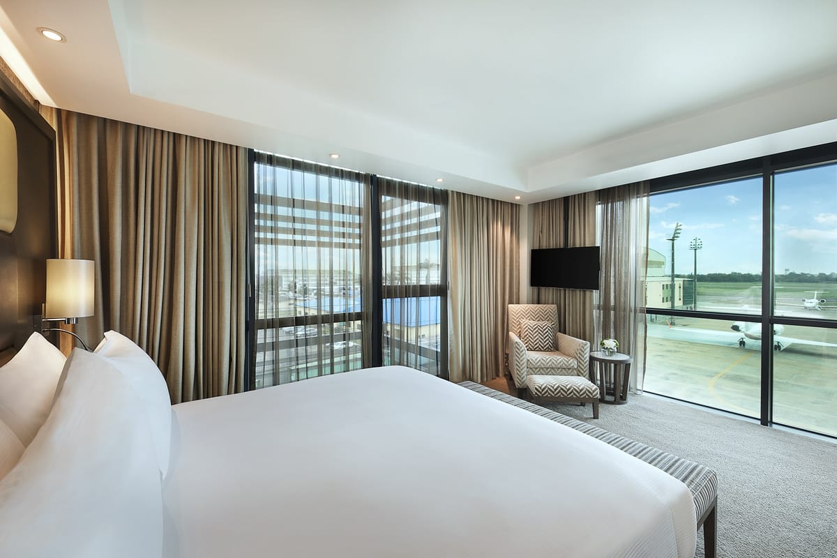 Legend Hotel Lagos Airport, Curio Collection by Hilton — 3