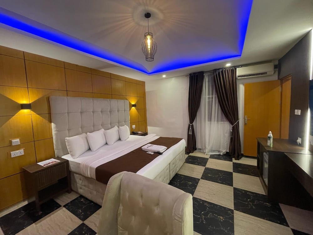 Presken Hotel @ International Airport — 1