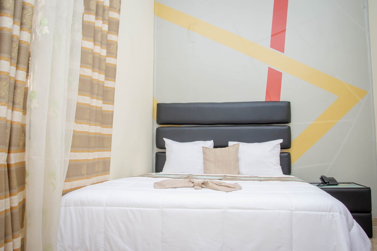 Greenlodge Flambeau — 2