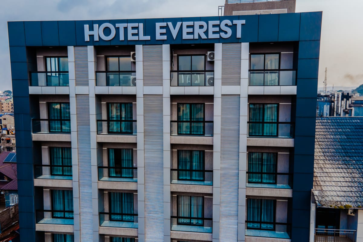 Hotel Everest RD CONGO — 4