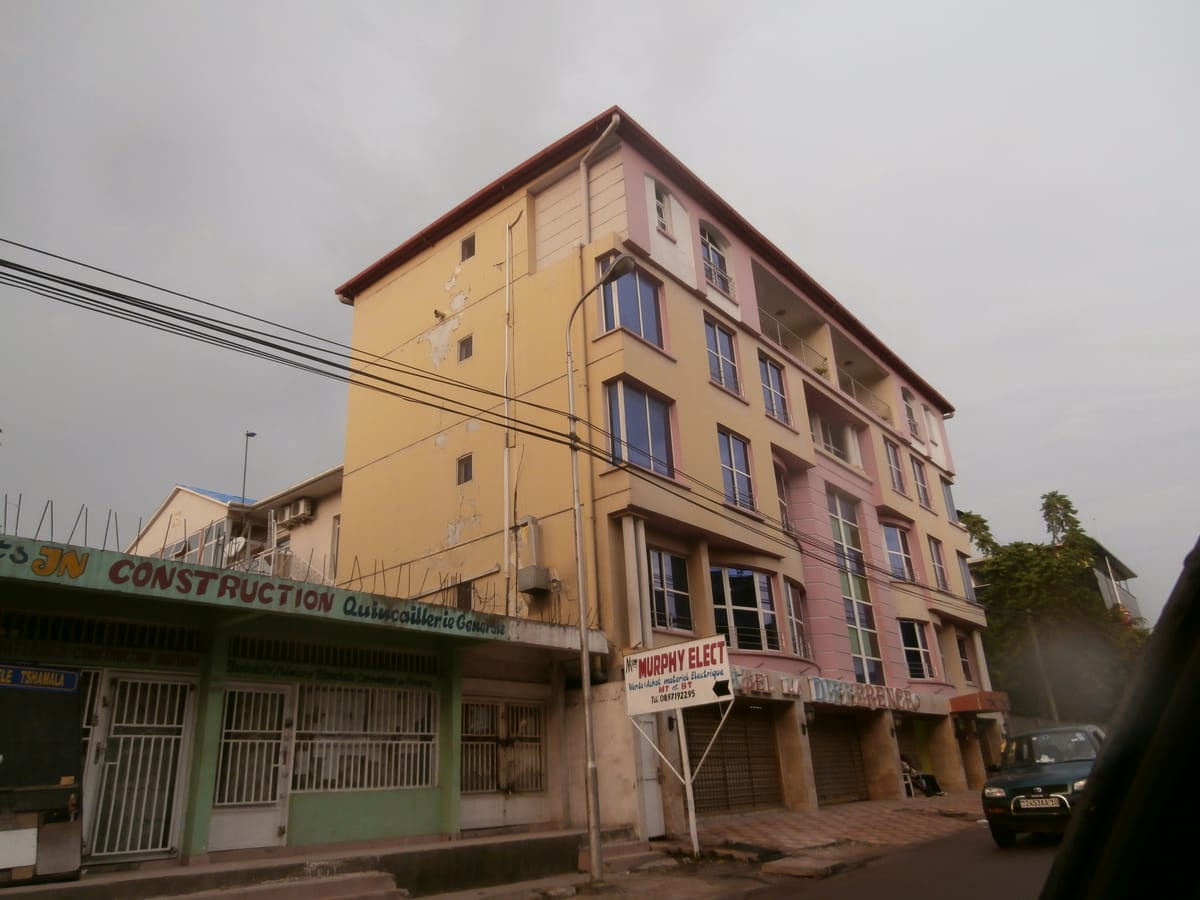 Hôtel La Différence Plus — 5