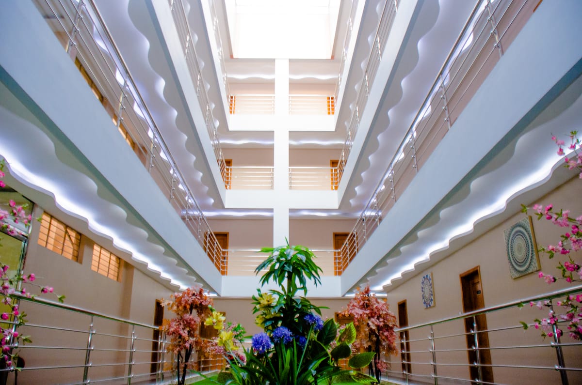 Hotel Platinum — 1