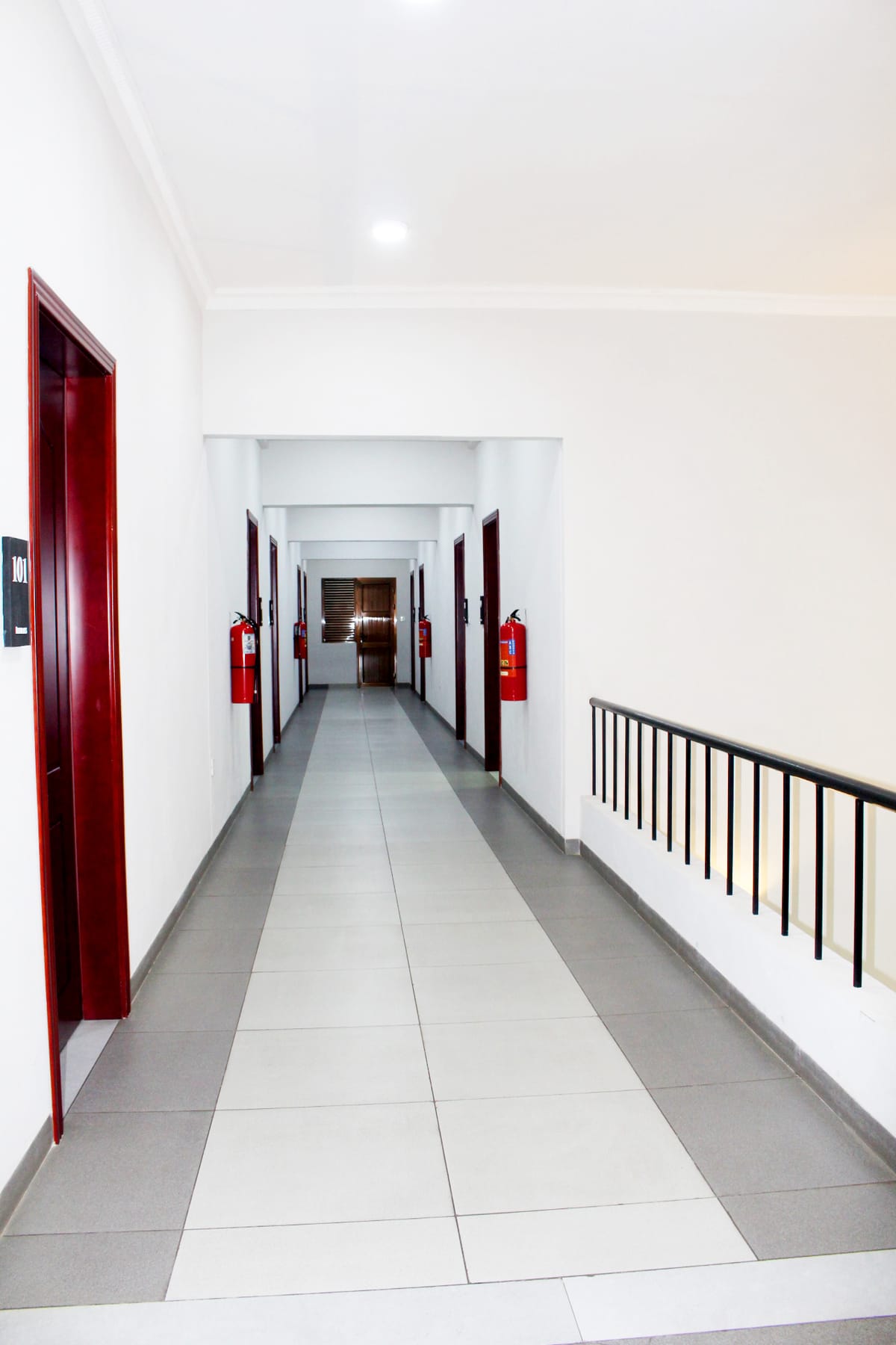 Ixoras Hotel — 5