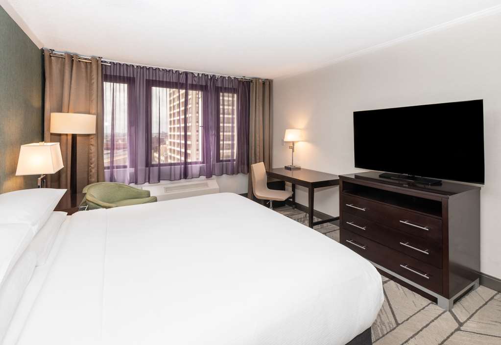 DoubleTree by Hilton Newark Penn Station — 1