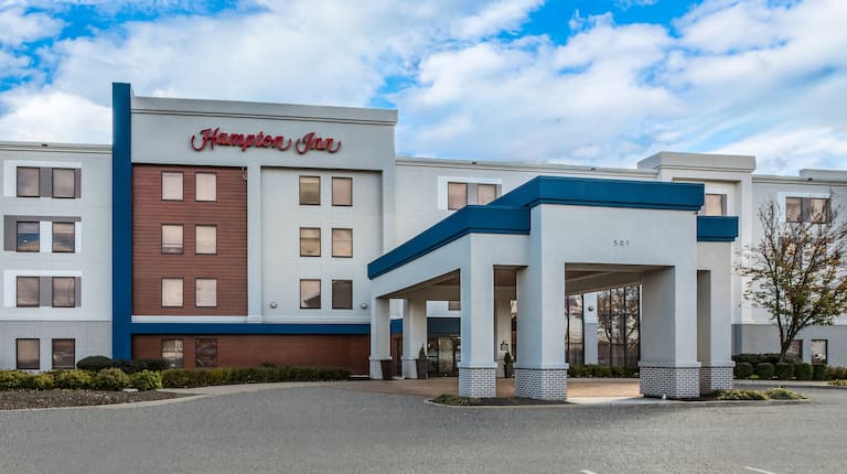 Hampton Inn Linden — 2