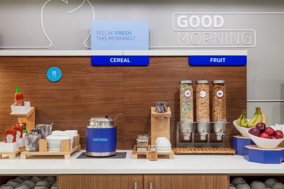 Holiday Inn Express & Suites Linden - Newark South by IHG — 3