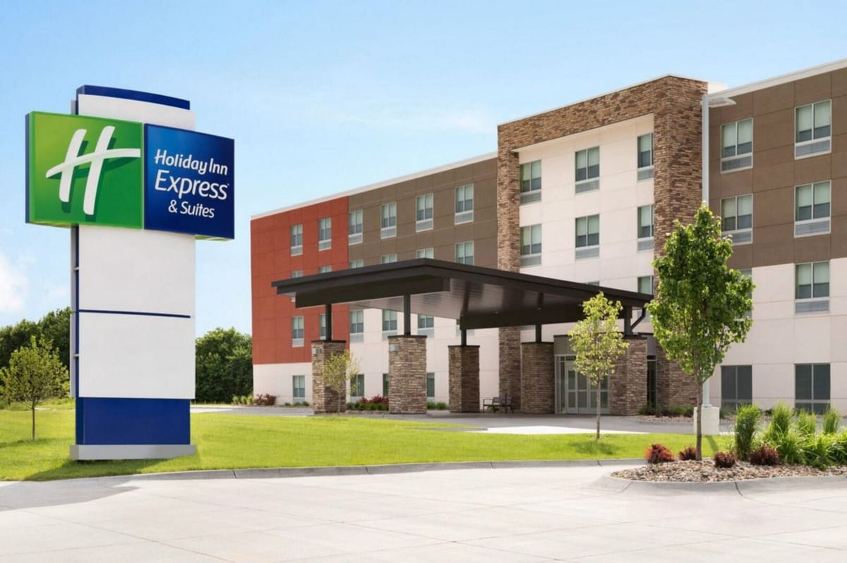 Holiday Inn Express & Suites Linden - Newark South by IHG — 5
