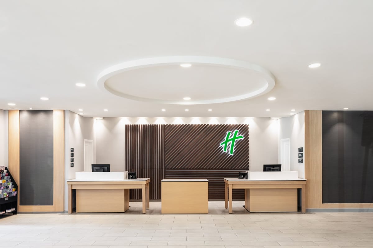 Holiday Inn Newark International Airport by IHG — 2