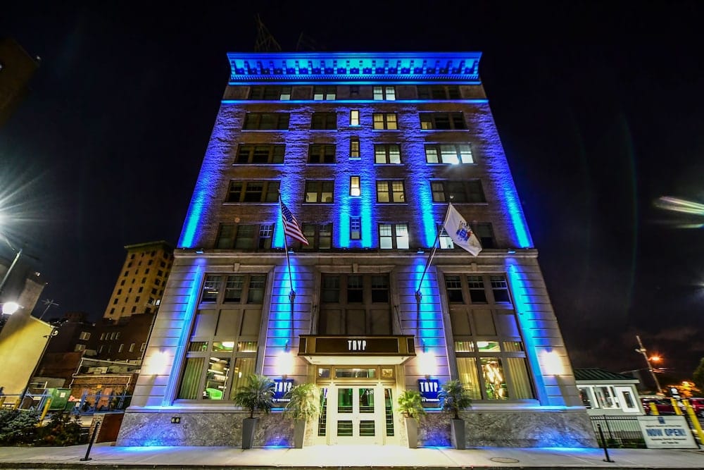 TRYP by Wyndham Newark Downtown — 2