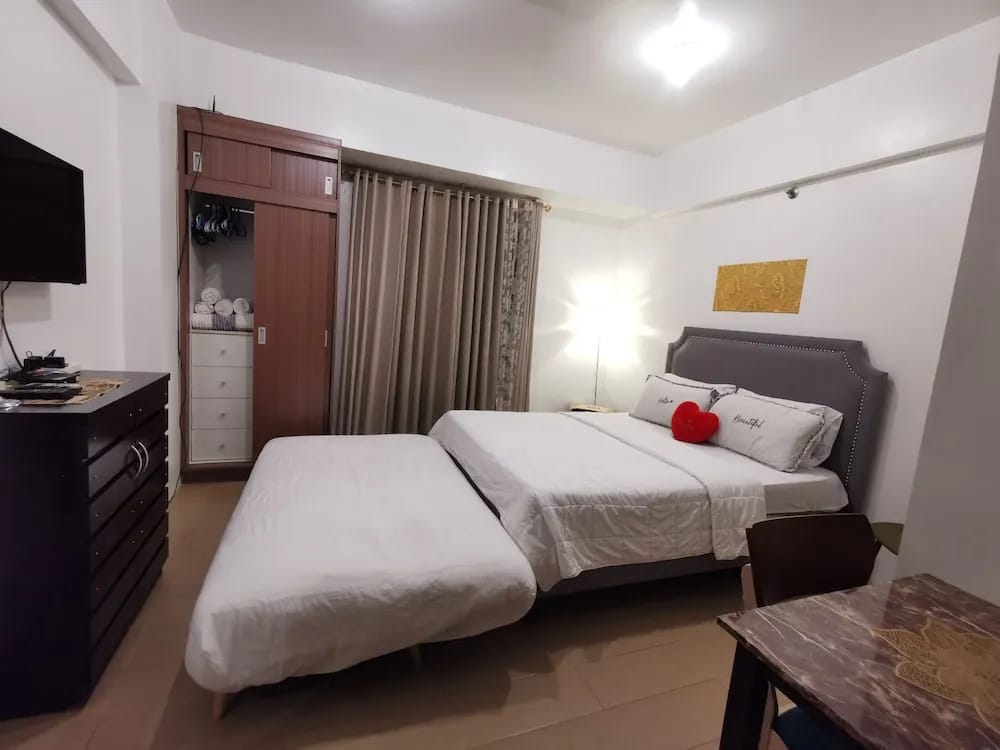 Cecillian Place Condotel — 4