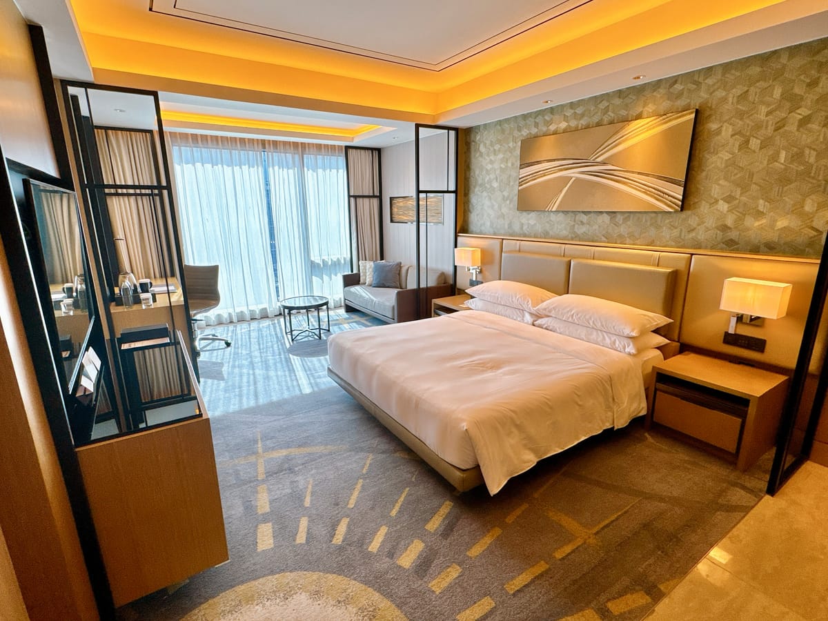 Hilton Manila Newport World Resorts — 3