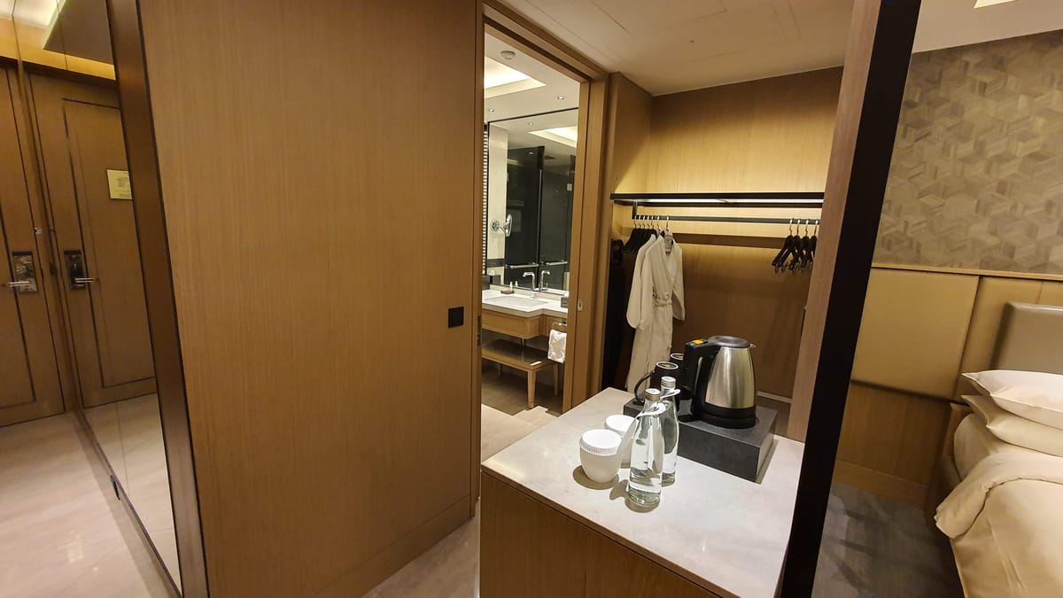 Hilton Manila Newport World Resorts — 5