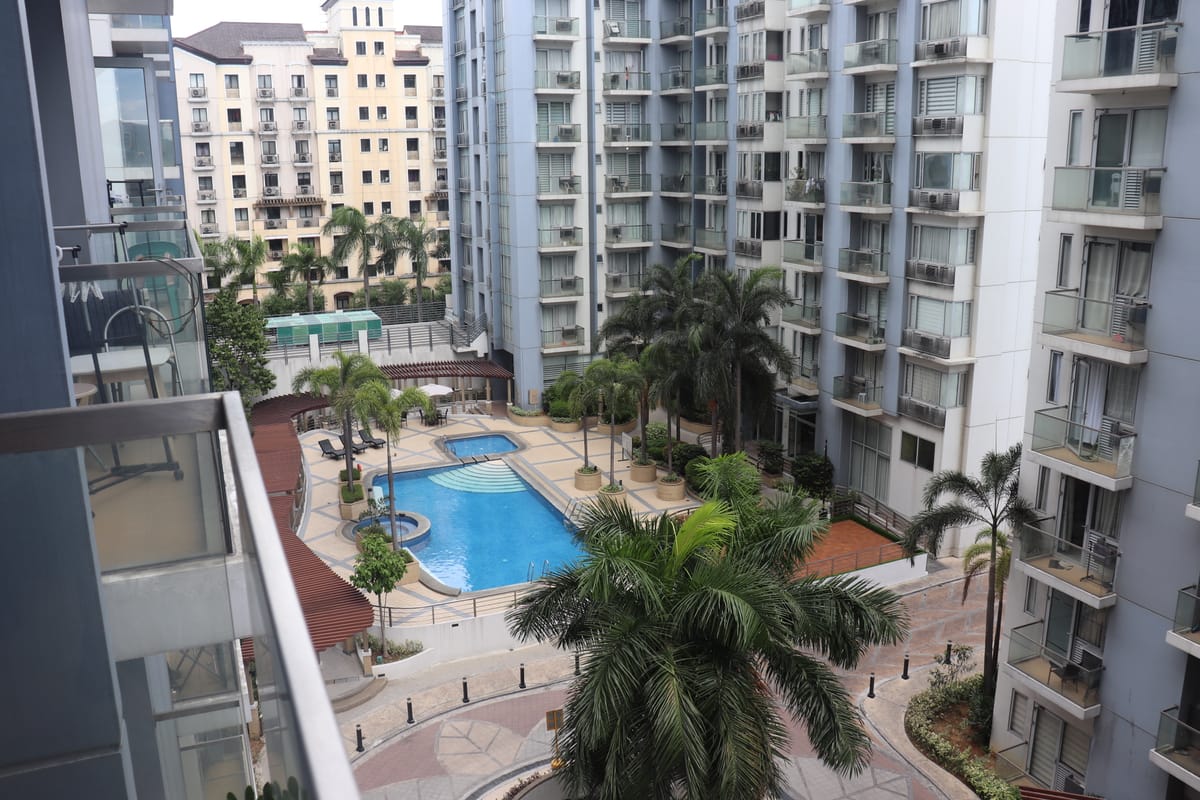 Manila Airport Condo — 1