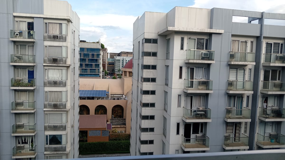 Manila Airport Condo — 3